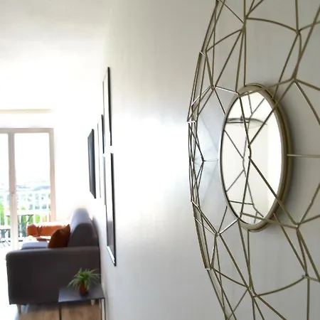 Belle Vue Bordeaux - Parking Prive - Netflix - Tram A Apartment *